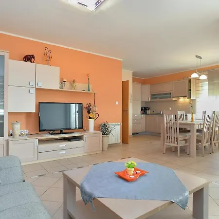 Fuer 4 Personen Ca 75 Qm In Pula, Istrien Istrische Riviera *