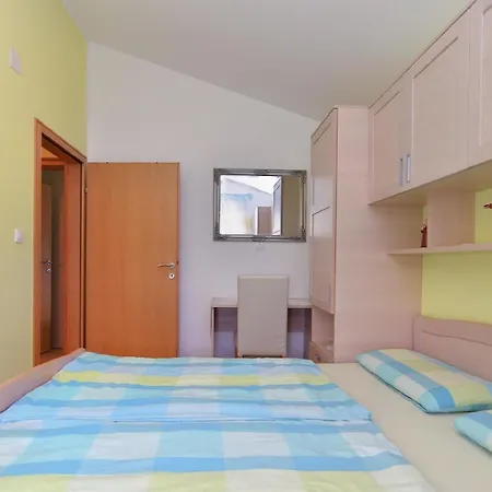 Apartment Fuer 4 Personen Ca 75 Qm In Pula, Istrien Istrische Riviera Pula