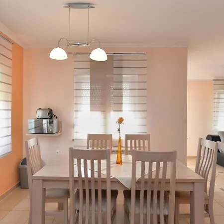 Fuer 4 Personen Ca 75 Qm In Pula, Istrien Istrische Riviera Apartment