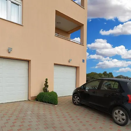 Apartament Fuer 4 Personen Ca 75 Qm In Pula, Istrien Istrische Riviera *