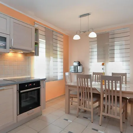 Fuer 4 Personen Ca 75 Qm In Pula, Istrien Istrische Riviera Apartament